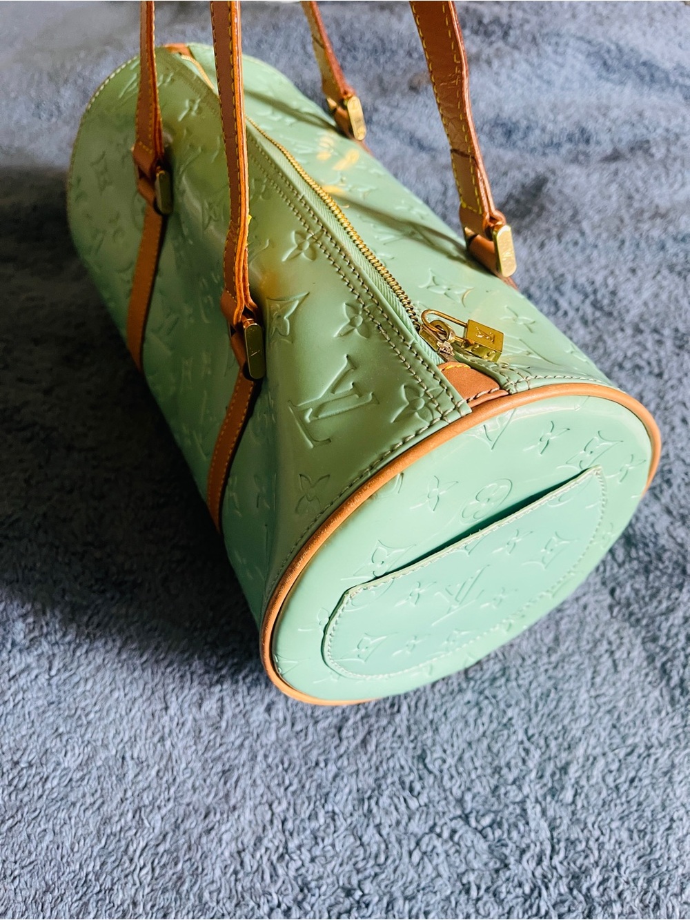 Vintage Y2K Mint Patent Leather Barrel Satchel Bag - Picture 4 of 16